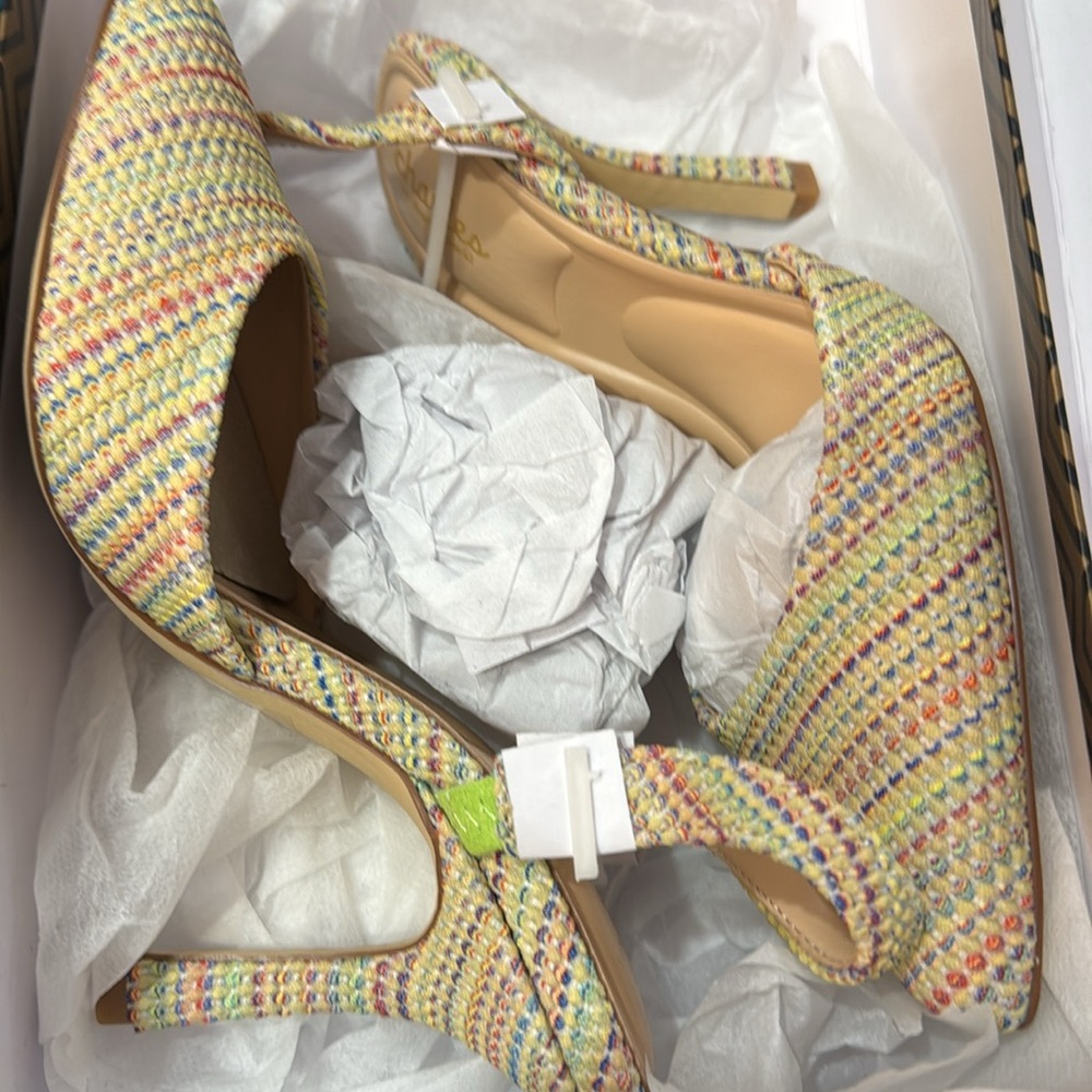 NIB $99 MSRP Charles by Charles Natural Woven Striped Iniko Slingback Heels - Picture 6 of 9